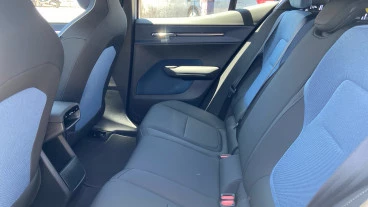 Volvo EX30 Single Motor Extended Range Plus Auto