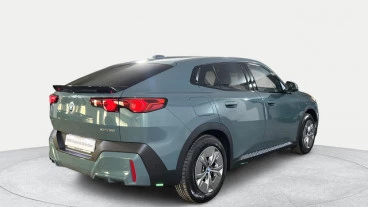 BMW iX2 xDrive30