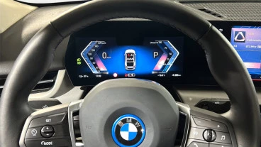 BMW iX2 xDrive30