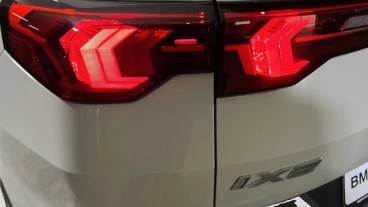 BMW iX2 xDrive30