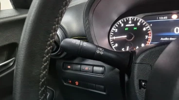 Nissan Juke DIG-T 84 kW (114 CV) 6M/T Kiiro