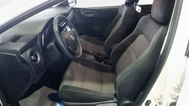 Toyota Auris 1.8 140H Hybrid Feel! Edition