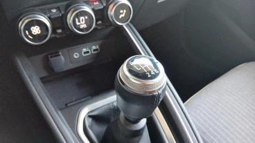 Renault Clio techno Eco-G 100cv (74kW)