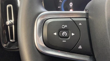 Volvo XC40 2.0 B3 G Core Auto