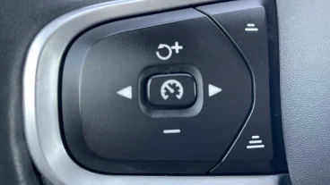 Volvo V60 2.0 D4 Momentum Auto