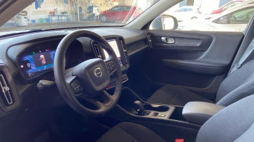 Volvo XC40 2.0 B3 G Essential Auto