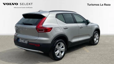 Volvo XC40 2.0 B3 G Essential Auto