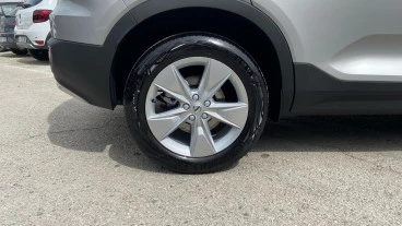 Volvo XC40 2.0 B3 G Essential Auto