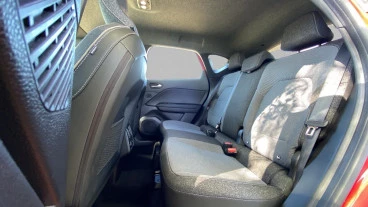 Renault Captur techno Eco-G 100cv (74 kW)