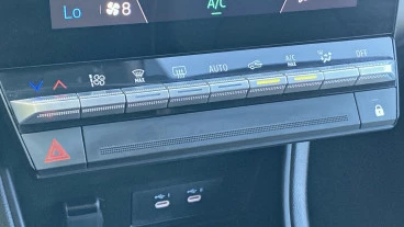 Renault Captur techno Eco-G 100cv (74 kW)