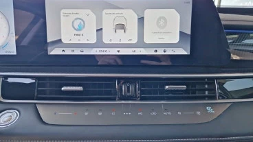 EBRO S700 1.6 TGDI Luxury 7 DCT EBRO S700 1.6 TGDI Luxury 7 DCT