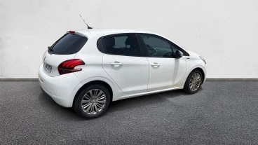 Peugeot 208 5P Signature 1.2L PureTech 60KW (82CV)