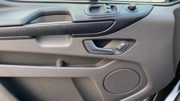 Ford Transit Custom Kombi 2.0 TDCI 96kW 320 L1 Trend