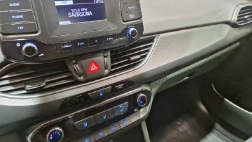 Hyundai i30 1.5 DPI Essence