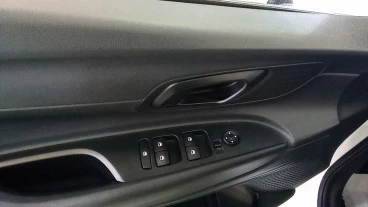 Hyundai i20 1.0 TGDI 74kW (100CV) 48V Klass