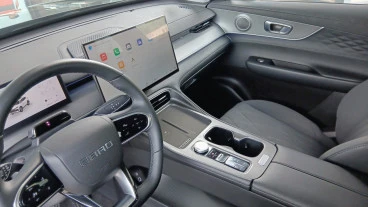 EBRO S800 1.6 TGDI Premium 7 DCT