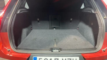 Volvo XC40 2.0 B3 G Core Auto