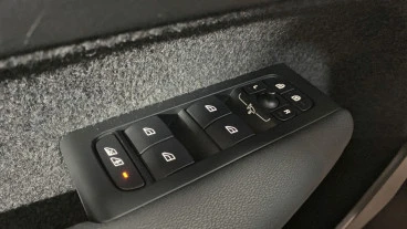 Volvo XC40 2.0 B3 G Core Auto