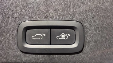 Volvo XC40 2.0 B3 G Core Auto