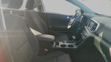 Kia Sportage 1.6 MHEV Business DCT 100kW (136CV) 4X2