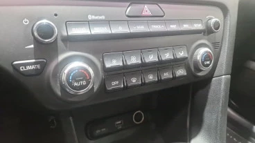 Kia Sportage 1.6 MHEV Business DCT 100kW (136CV) 4X2