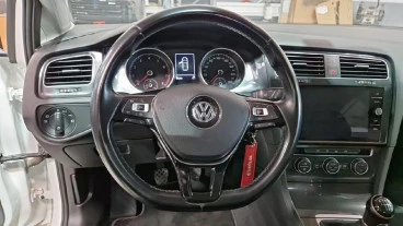 Volkswagen Golf Advance 1.0 TSI 85kW (115CV)