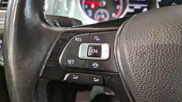 Volkswagen Golf Advance 1.0 TSI 85kW (115CV)