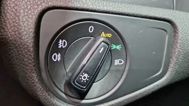 Volkswagen Golf Advance 1.0 TSI 85kW (115CV)