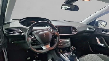 Peugeot 308 5p Allure Pack BlueHDI 130 S&S