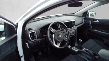 Kia Sportage 1.6 MHEV Business 100kW (136CV) 4x4