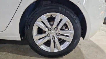Peugeot 308 5p Style 1.2 PureTech 81KW (110CV) S&S