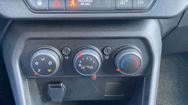 Dacia Sandero Expression TCe 67kW (90CV)