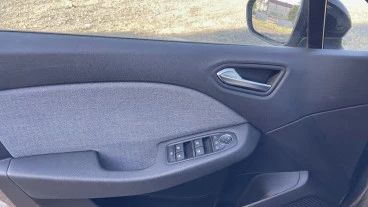 Renault Clio techno Eco-G 100cv (74kW)
