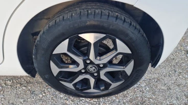 Toyota Aygo 1.0 70 x-play