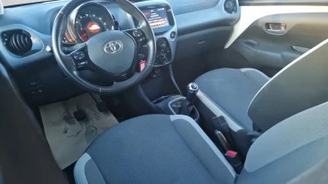 Toyota Aygo 1.0 70 x-play