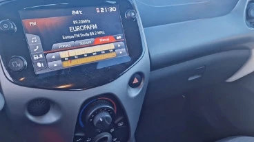 Toyota Aygo 1.0 70 x-play