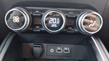 Renault Clio Techno E-Tech full hybrid 145 (103kw)