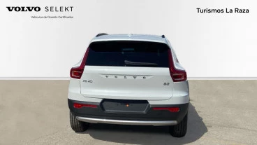 Volvo XC40 2.0 B3 G Essential Auto