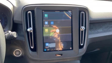 Volvo XC40 2.0 B3 G Essential Auto
