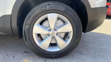 Volvo XC40 2.0 B3 G Essential Auto