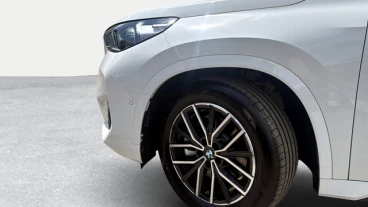 BMW iX1 xDrive30