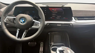 BMW iX1 xDrive30