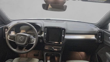 Volvo XC40 2.0 B3 G Core Auto