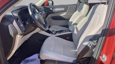 Volvo XC40 2.0 D3 AWD Momentum Auto