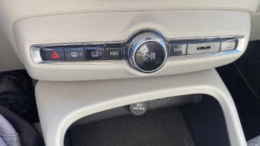 Volvo XC40 2.0 D3 AWD Momentum Auto