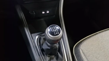 Renault Captur techno Eco-G 100cv (74 kW)
