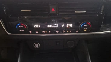 Nissan Qashqai DIG-T 103kW N-Connecta