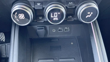 Renault Clio techno Eco-G 100cv (74kW)