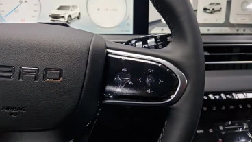 EBRO S400 1.5 DHE HEV Excellence CVT