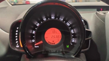 Toyota Aygo 1.0 70 x-cite JBL